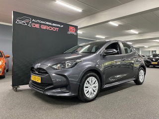 Toyota Yaris 1.5 Hybrid Active NL-auto / Navigatie / Carplay