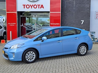 Toyota Prius 1.8 Plug-in Aspiration STOELVERWARMING PARKEERCAMERA NAVIGATIE CRUISE CONTROL