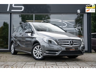 Mercedes-Benz B-klasse 180 Ambition|Trekhaak|BI-Xenon|PDC|Navi|Cruise Control|Bluetooth|Airco|