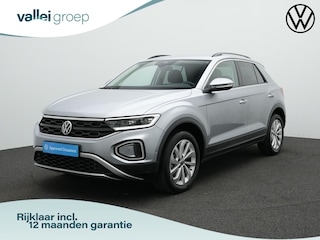 Volkswagen T-Roc 1.5 TSI 150 pk DSG Life Edition | Achteruitrijcamera | Adaptive Cruise | Carplay | Side Assist