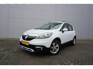 Renault Scénic 1.2 TCe Bose Climate / Navi / Cruise / Stoelverw. / Parkeers. / Trekhaak / Lm velgen
