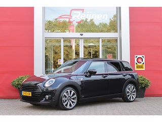 Mini Clubman 1.5 136PK AUTOMAAT COOPER MINI YOURS | PANORAMISCH SCHUIF/KANTEL DAK | HARMAN KARDON AUDIO | ACHTERUITRIJ CAMERA | PARKEERSENSOREN VOOR EN ACHTER | TREKHAAK | FULL LED KOPLAMPEN | DRAADLOZE APPLE CARPLAY/ANDROID AUTO | NAVIGATIE | SFEER VERLICHTING | STOEL/VOORRUIT VERWARMING | ELEKTRISCH BEDIENBARE VOORSTOELEN | VOLLEDIG LEDEREN BEKLEDING | DRAADLOZE TELEFOONLADER | 18" LICHTMETALEN VELGEN BRITISH SPOKE TWO TONE | EXTRA GETINTE ACHTERRUITEN |