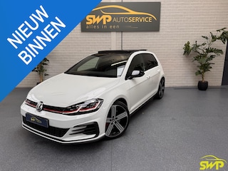 Volkswagen Golf 2.0 TSI GTI Performance | Pano | Leer | R-velgen | ACC | Camera | Navi