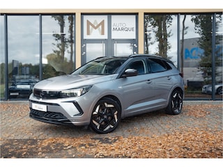 Opel Grandland 1.6 Turbo Plug-In Hybrid 4x4 GSe 300PK | Navigatie incl. Apple CarPlay | Achteruitrijcamera | LED | Stoelverwarming | 19" LM Velgen | 360 Graden Camera |