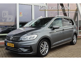 Volkswagen Touran 1.5TSI 150PK AUTOMAAT R-LINE 7 PERS. Trekhaak | Navi | Camera | Adapt.Cruise | NL Auto | Led | Keyless | Massage | Electr.Klep |