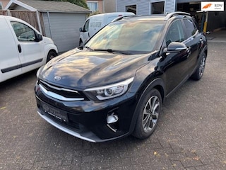 Kia Stonic 1.0 T-GDi ExecutiveLine leder carplay navi stuur en stoelverw.