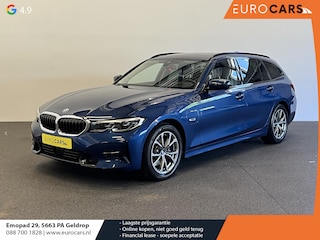 BMW 3-serie Touring 320e Sportline Aut-8 Panoramadak HUD Laser Licht Adaptive Cruise Trekhaak Leder Navi PDC VA