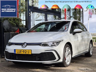 Volkswagen Golf 1.4 eHybrid GTE | Digitaal Dashboard | Leer | Stoel + Stuurverwarming + Stoelkoeling| Navigatie | Climate Control | Parkeersensoren