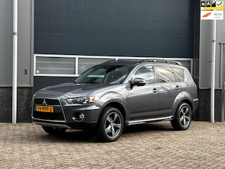 Mitsubishi Outlander 2.0 Intro Edition bj.2011 Camera|Trekhaak|Navi|Nap.