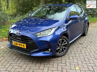 Toyota Yaris 1.5 VVT-i Executive 1 Eig.14000 Km !! b.j. 4-2021 Camera ,16"lm carplay,led verl.
