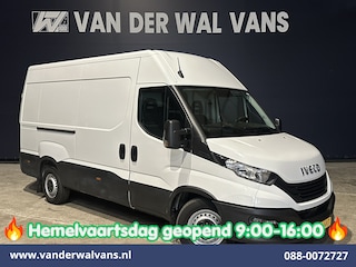 Iveco Daily 35S16V 157pk L2H2 Fabrieksgarantie Euro6 Airco | 3500kg trekvermogen | Parkeersensoren bijrijdersbank