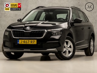 Skoda Kamiq 1.0 TSI Sport (APPLE CARPLAY, CRUISE, LED KOPLAMPEN, SPORTSTOELEN, LANE ASSIST, ARMSTEUN, BLUETOOTH, NIEUWE APK, NIEUWSTAAT)