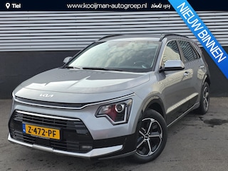 Kia Niro 1.6 GDi Hybrid DynamicLine Trekhaak, navigatie Apple CarPlay/Android Auto, NL-AUTO! parkeersensoren v&a, achteruitrij camera, adaptieve cruise control, BTW-auto