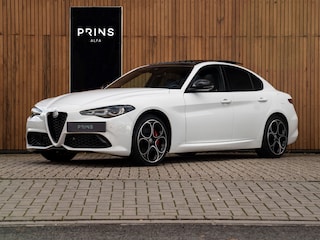 Alfa Romeo Giulia 2.0T AWD Veloce 280pk | Pano-dak | Carplay | Adapt. cruise