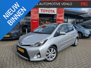 Toyota Yaris 1.5 Full Hybrid Dynamic Edition Panodak | Pcam | Navi