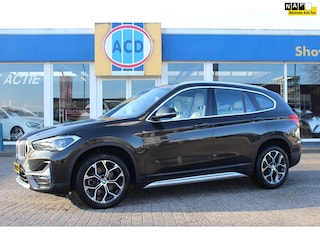 BMW X1 SDrive20i VDL Nedcar Edition | 4cil. | PanoramaDak | Trekhaak | Nw Type | Orig. NL |