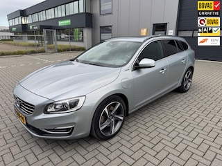 Volvo V60 2.4 D6 AWD Plug-In Hybrid Summum