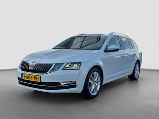 Skoda Octavia Combi 1.5 TSI Greentech Business Edition Plus Trekhaak | LED | Keyless | Stoelverwarming | Parkeersensoren voor + Achter | Full map navigatie |