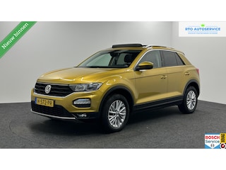Volkswagen T-Roc 1.0 TSI Style Business PANO LM TREKHAAK DAB CRUISE.