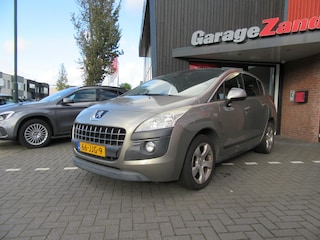 Peugeot 3008 1.6 VTi Première