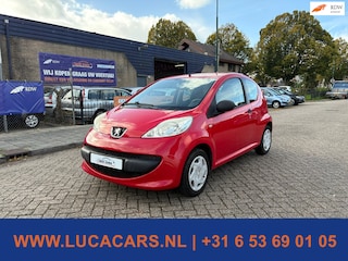 Peugeot 107 1.0-12V XS Urban Move NIEUWE APK!