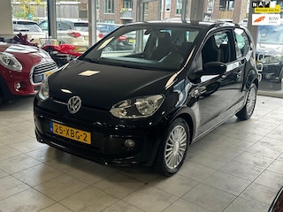 Volkswagen Up 1.0 high up! *132dkm* Airco/Cruise |4 x GOEDE All-Season Banden op LMV|