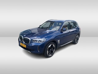 BMW iX3 Executive 80 kWh / Panoramadak / Camera / Head-up / 20'' / Leder / Harman Kardon / Navigatie / Memory seats / Dodehoek / DAB / Stoelverwarming / Cruise Control Adaptief