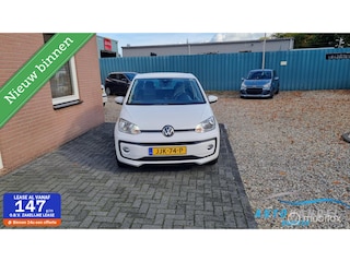 Volkswagen Up 1.0 BMT move up! 3 drs Stoelverwarming , pdc , Cruise control