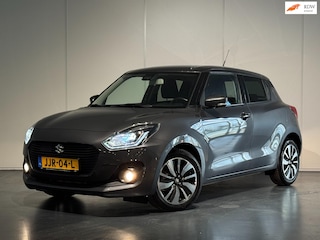 Suzuki Swift 1.0 Stijl AUT /Clima/ACC/Keyless/Carplay/LED/Camera/Lane