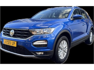 Volkswagen T-Roc 1.5 TSI Style | Automaat | Navigatie | Cruise Control adaptief | Trekhaak