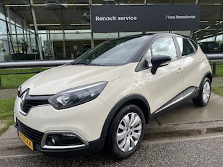 Renault Captur 1.2 TCe Expression / Automaat / 120 PK / Parkeersensoren. Achter / Airco / Cruise / Keyless / 16'' LMV /
