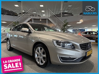 Volvo S60 2.0 T3 Momentum, Trekhaak, Stoelverwarming, PDC