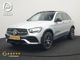 Mercedes-Benz GLC 300e 4MATIC AMG Plug In Hybrid 320pk Dealer O.H PHEV | Panodak | Adaptive Cruise | Burmester Audio | Camera | 20"L.M | Lederen Sportstoelen Verwarmd | Apple Carplay | Blis | Sfeerverlichting | Navigatie | DAB |
