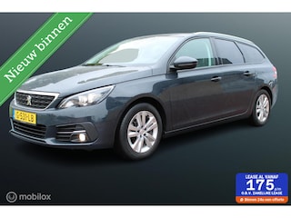 Peugeot 308 SW 1.2 PureTech Blue Lease Executive, Trekhaak, Pano, Pdc voor + achter, App connect, Navi, Clima, Donkerglas, 16 Inch Lmv.