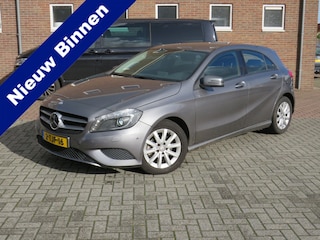 Mercedes-Benz A-klasse 200 CDI Ambition Automaat * Rijklaarprijs incl. garantie * Navigatie * Bi-Xenon * Parkeersensoren V+A *