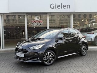 Toyota Yaris 1.5 Hybrid Dynamic Plus | Stoelverwarming, 16 inch, LED, Apple CarPlay/Android Auto, Parkeercamera, Keyless
