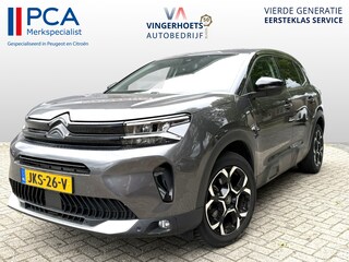 Citroën C5 Aircross 130 Pk. *** Automaat *** Feel Edition 100% Benzine * Nieuw Type * Keyless Entry & Start Button * 3 Stoelen 2e zitrij * Speciale Bekleding * L.M. Velgen * Climate & Cruise Control * Navigatie en Spotify via Apple Car Play of Android Auto * Vingerhoets; Vierde Generatie Eersteklas Service !