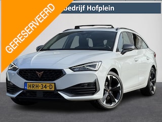 Cupra Leon 1.5 eTSI Automaat Business Edition | Panorama Schuifdak | Navigatie | Climate Control | LED Verlichting | 18"Lmv | Camera | Keyless Go | Apple Carplay/Android Auto  ( Vestiging - Vianen )