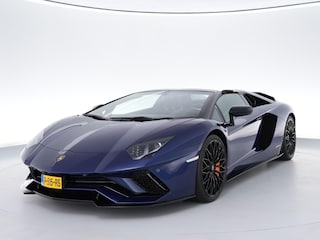 Lamborghini Aventador 6.5 740pk V12 S Roadster |lift|Lamborghini dealer onderhouden|achterasbesturing|keramisch|glascoating|sensonum|carbon schaalstoelen|navigatie|camera|