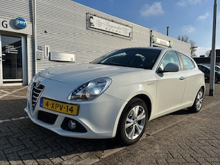 Alfa Romeo Giulietta 1.4 Turbo MultiAir 170pk TCT Distinctive Lusso
