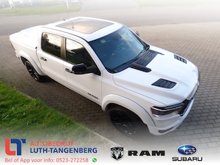 Dodge Ram 1500 5.7 V8 4x4 Crew Cab Laramie Night Edition -Fully Loaded-
