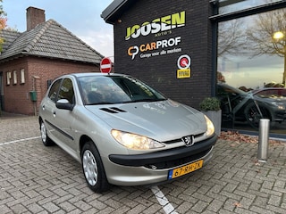 Peugeot 206 1.4 X-DESIGN