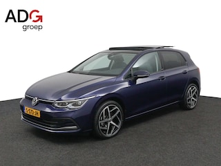 Volkswagen Golf 1.5 eTSI Style BOVAG Garantie | Schuif- / kanteldak | Climate Control | Adaptieve Cruise Control