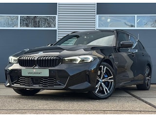 BMW 3-serie Touring 330e High Executive |Panorama dak |Wide screen | M pref. stoelen | Memory seats | Head-Up|