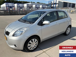 Toyota Yaris 1.3 VVTi Aspiration Automaat Airco Navi Aux BT