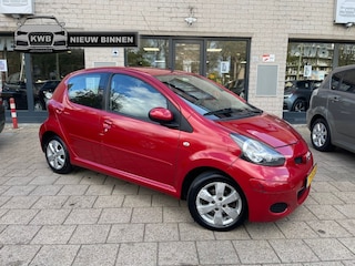 Toyota Aygo 1.0-12V Asp.Red 5Drs Airco Nieuwe apk Beurt