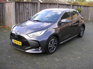 Toyota Yaris 1.5 Hyb. Dynamic NAVI HEAD-UP DAB DODEHOEK