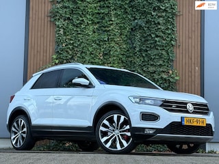 Volkswagen T-Roc 2.0 TSI 4Motion Sport|R-LINE|TREKHAAK|VIRTUAL|CAMERA
