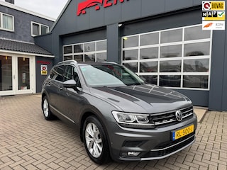 Volkswagen Tiguan 1.4 TSI ACT Highline / Pano / 360"CAM / Trekhaak / Massage / 1e Eig NL Auto met NAP .