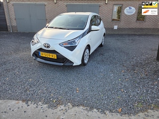 Toyota Aygo 1.0 VVT-i x-play